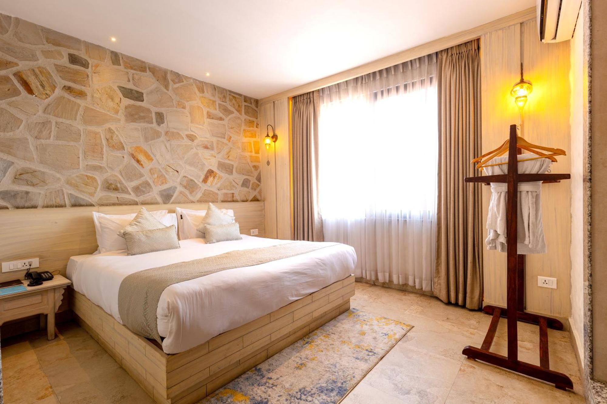 อรุศรี บูทิก โฮเต็ล Hotel กาฐมาณฑุ ภายนอก รูปภาพ