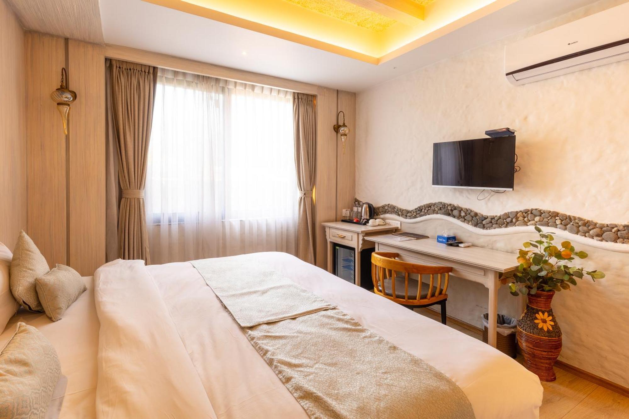 อรุศรี บูทิก โฮเต็ล Hotel กาฐมาณฑุ ภายนอก รูปภาพ