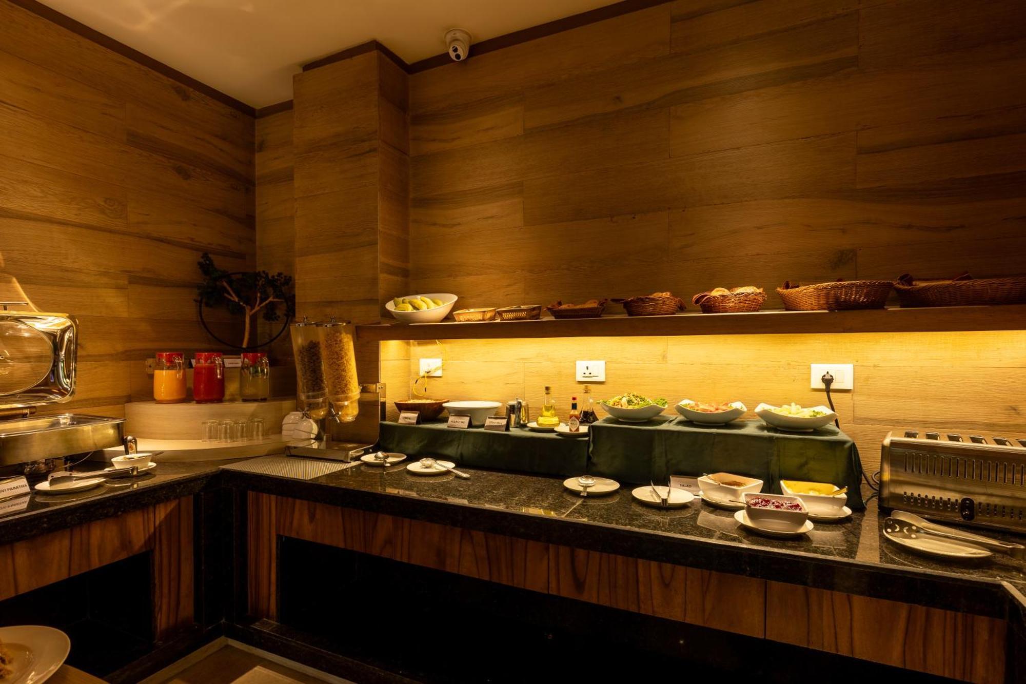 อรุศรี บูทิก โฮเต็ล Hotel กาฐมาณฑุ ภายนอก รูปภาพ